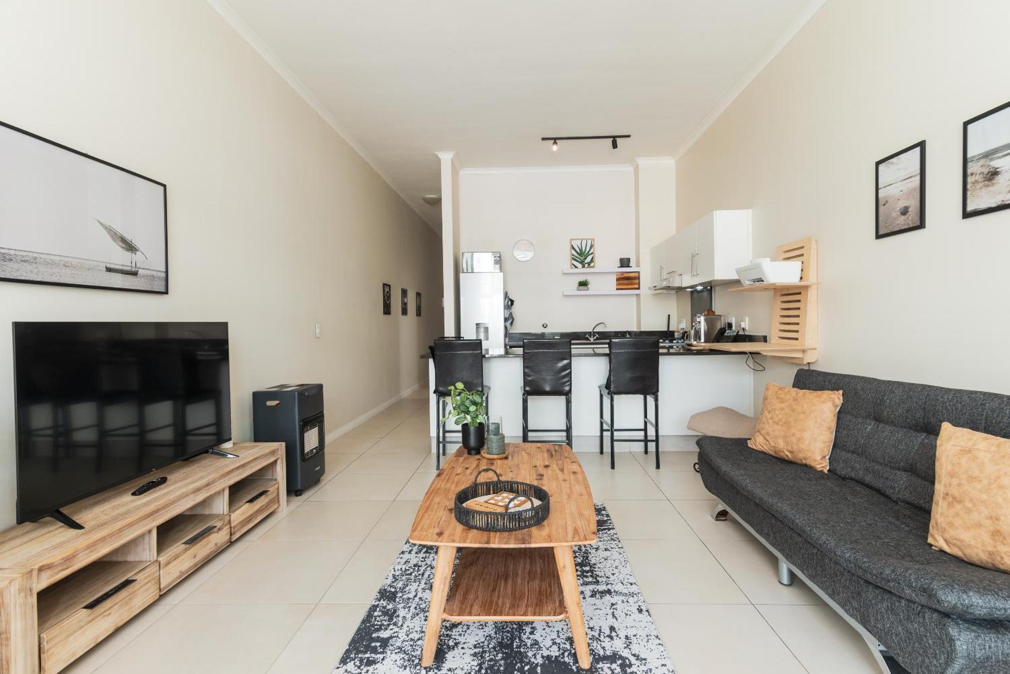 Apartment 'just Beachy' Muizenberg Beachfront Cape Town
